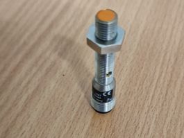 IFM IE5090 IEB3001-BPOG Induktiver Sensor Näherungsschalter