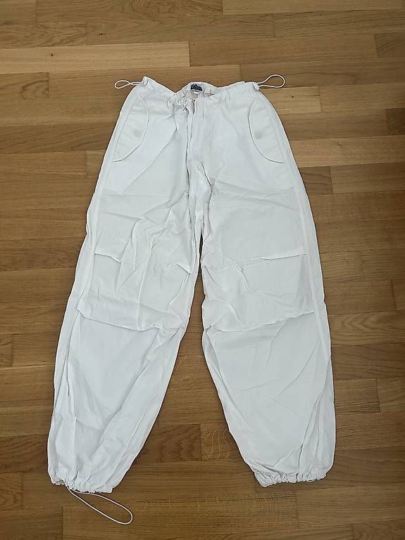Pantaloni: Cargo weiss Hose – Usato da Münsingen venduto da klo_bvb2