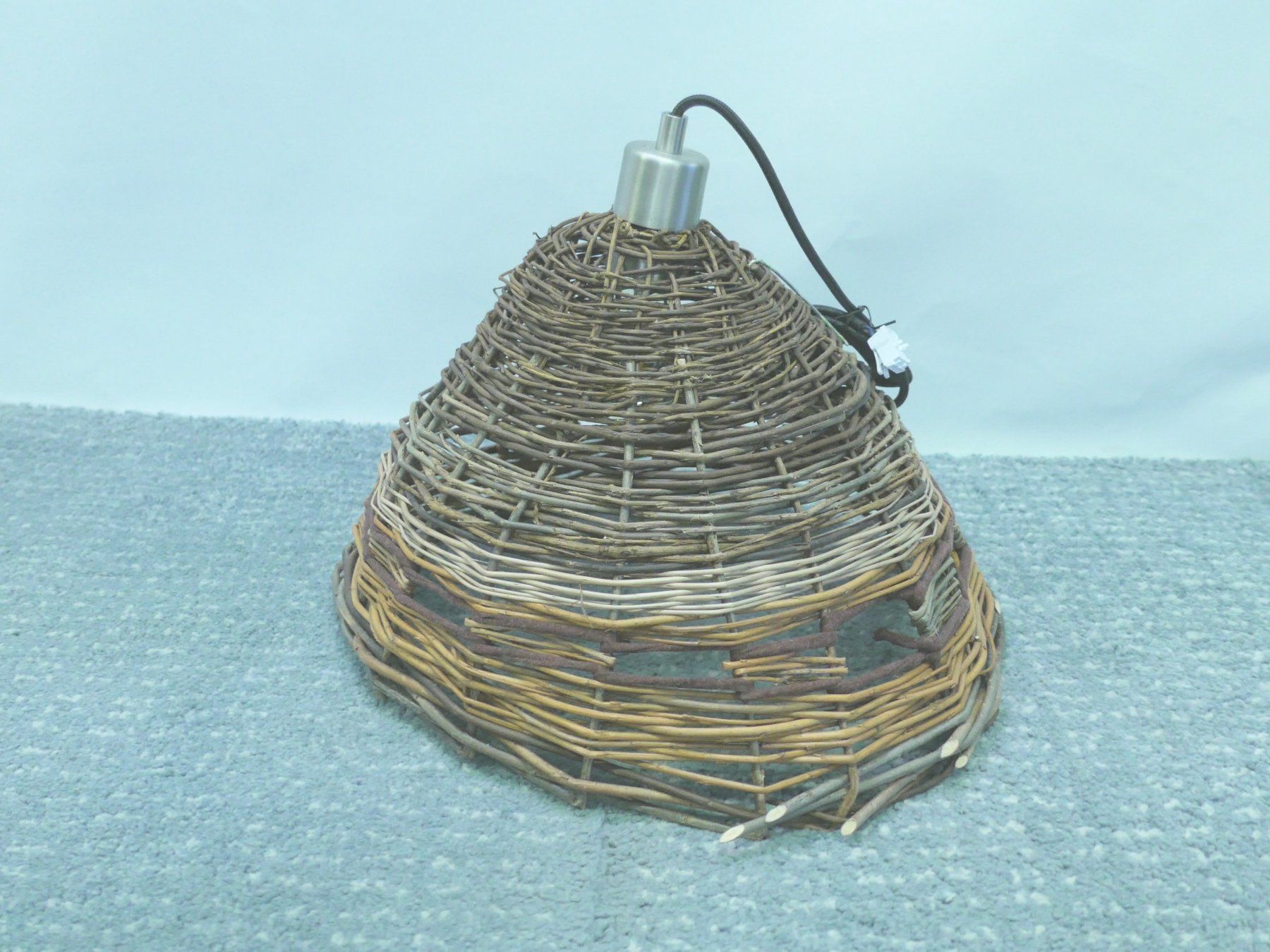 Lampadari & plafoniere: Handgefertigte Lampe aus Weiden – Nuovo (secondo la descrizione) da Münchenstein venduto da VSPBL-Verkauf 2