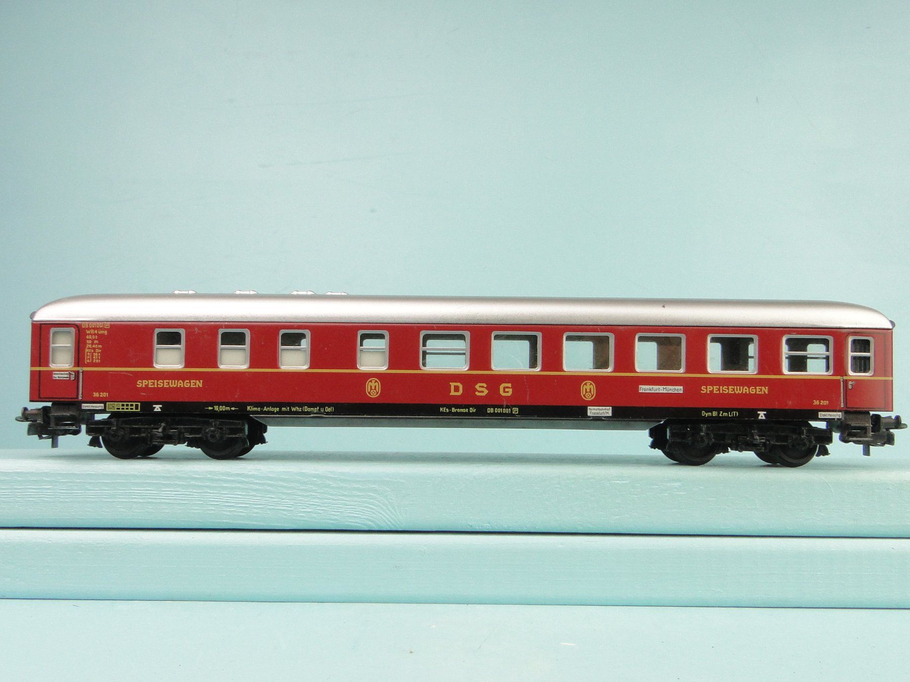 Märklin Modelleisenbahnen: Märklin 4024 Restaurant DSG, Blech – Gebraucht aus Bülach von cann11 1