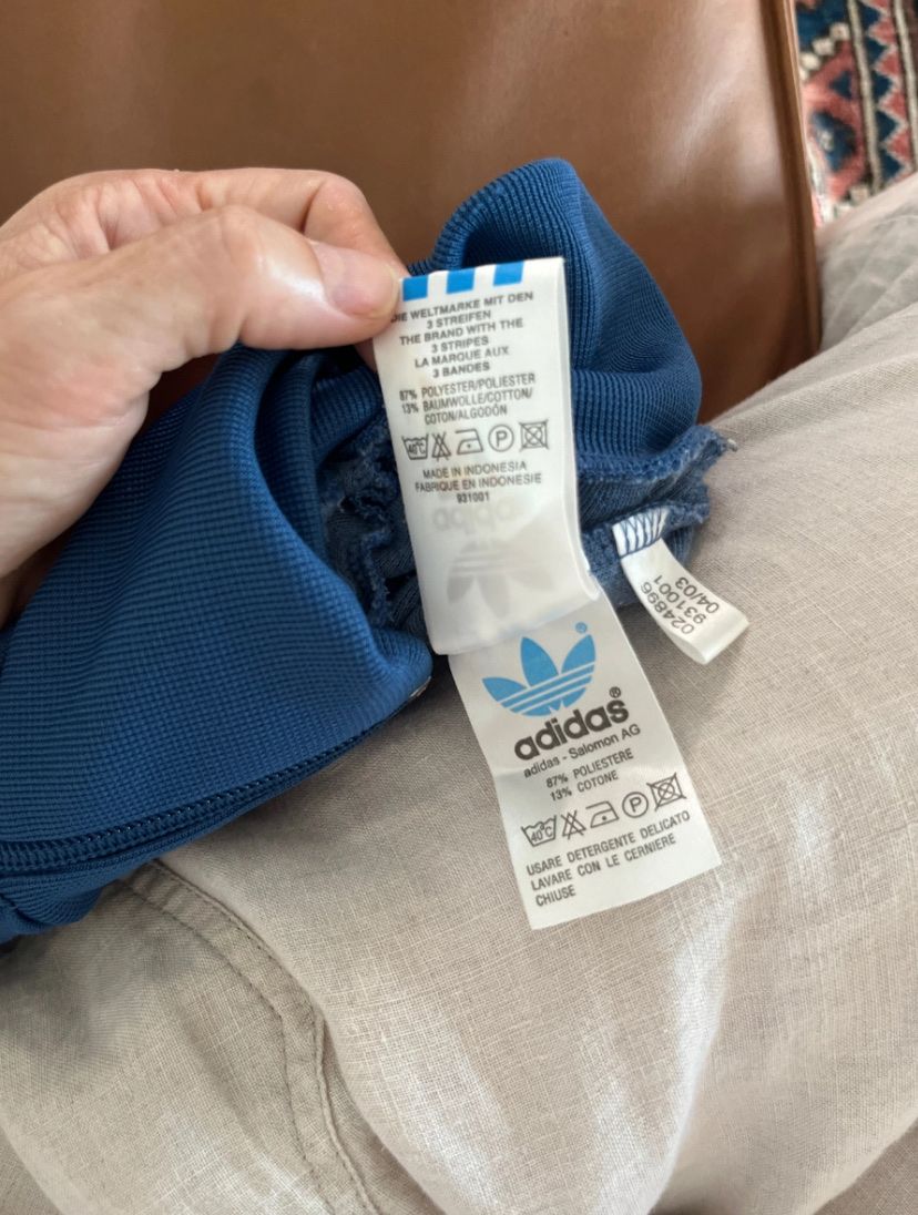 Adidas Maglioni & Felpe: Vintage Adidas Jacket/sweater Blue White Size S – Usato da Gandria venduto da mar_5yvs 5