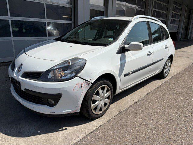 Renault Automobili: Renault Clio1.2 Manuell B04 75 PS – Usato da Stäfa venduto da Velsatis1