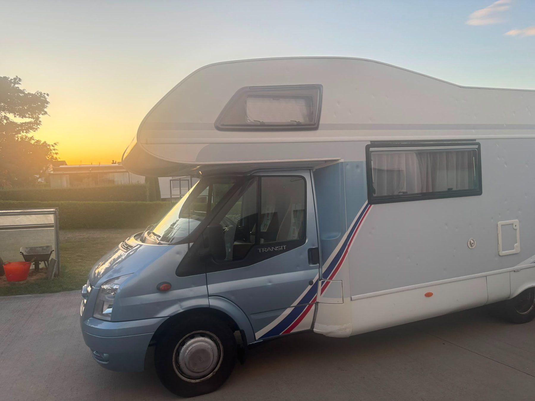 Ford Veicoli da campeggio: Wohnmobil – Usato da Buonas venduto da gullis 2