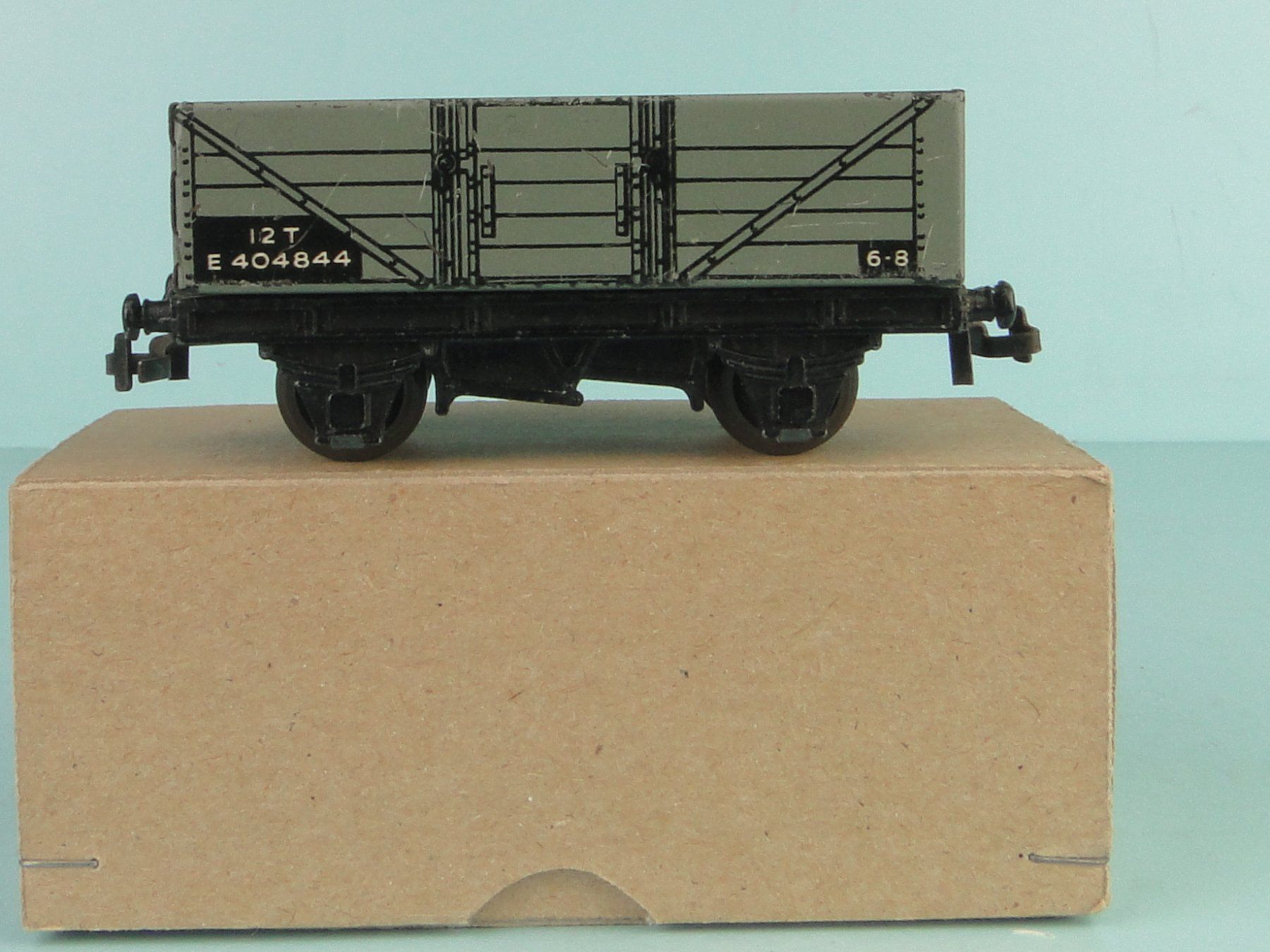 Hornby Modellini di ferrovie: Hornby H0 Güterwagen, Blech – Usato da Bülach venduto da cann11 1