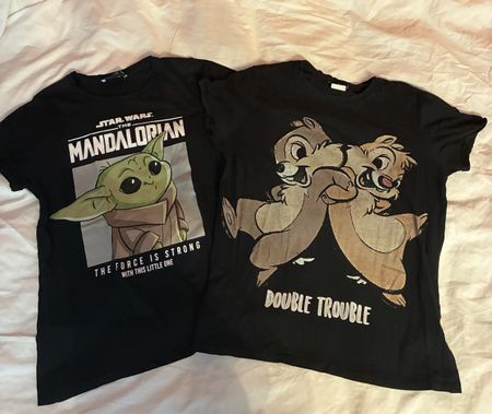 2 T-Shirts Star Wars the Mandalorian & Chip & Dale