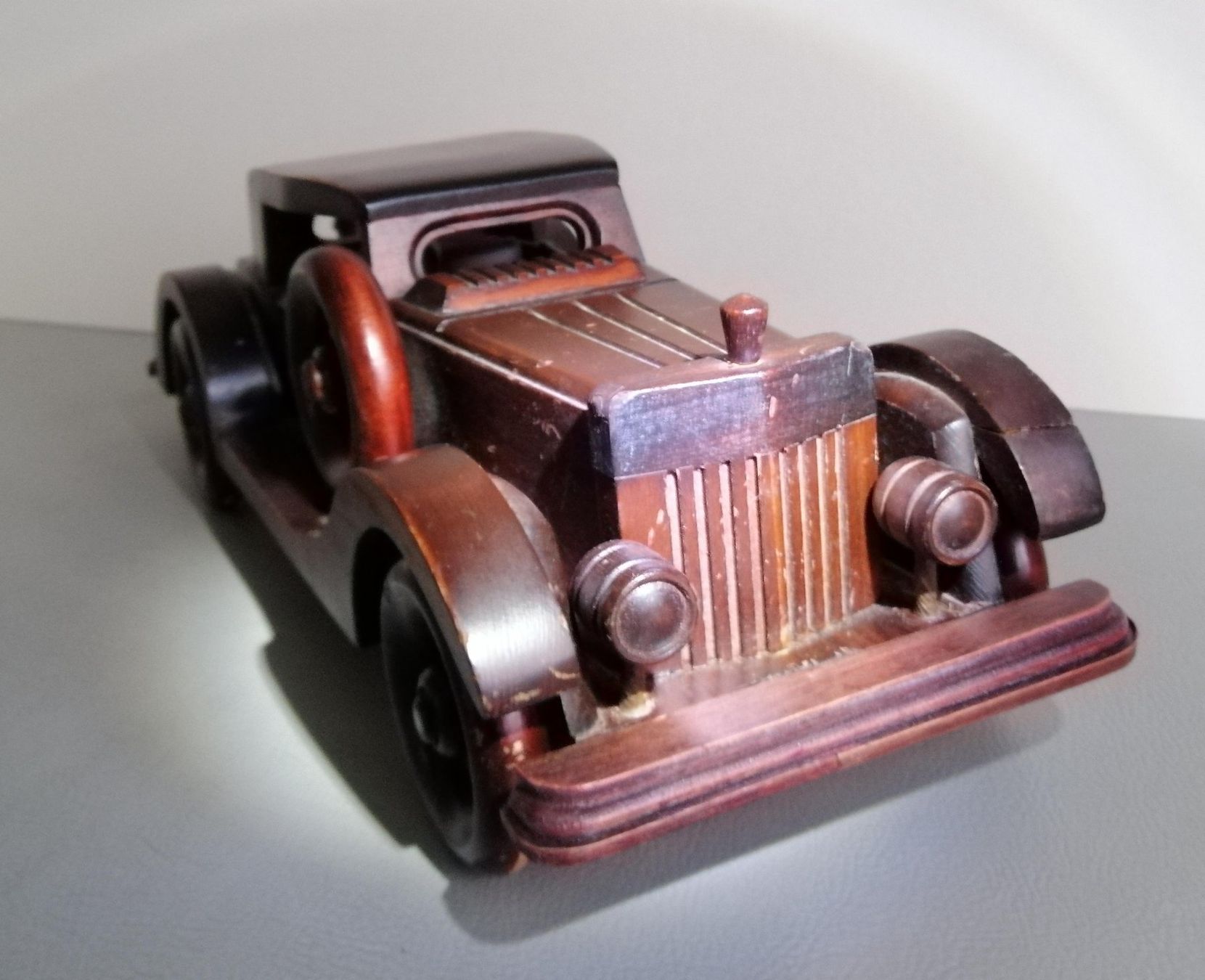 Modellini d'auto: Modellauto aus Holz – Usato da Mörschwil venduto da Erwin8242 3