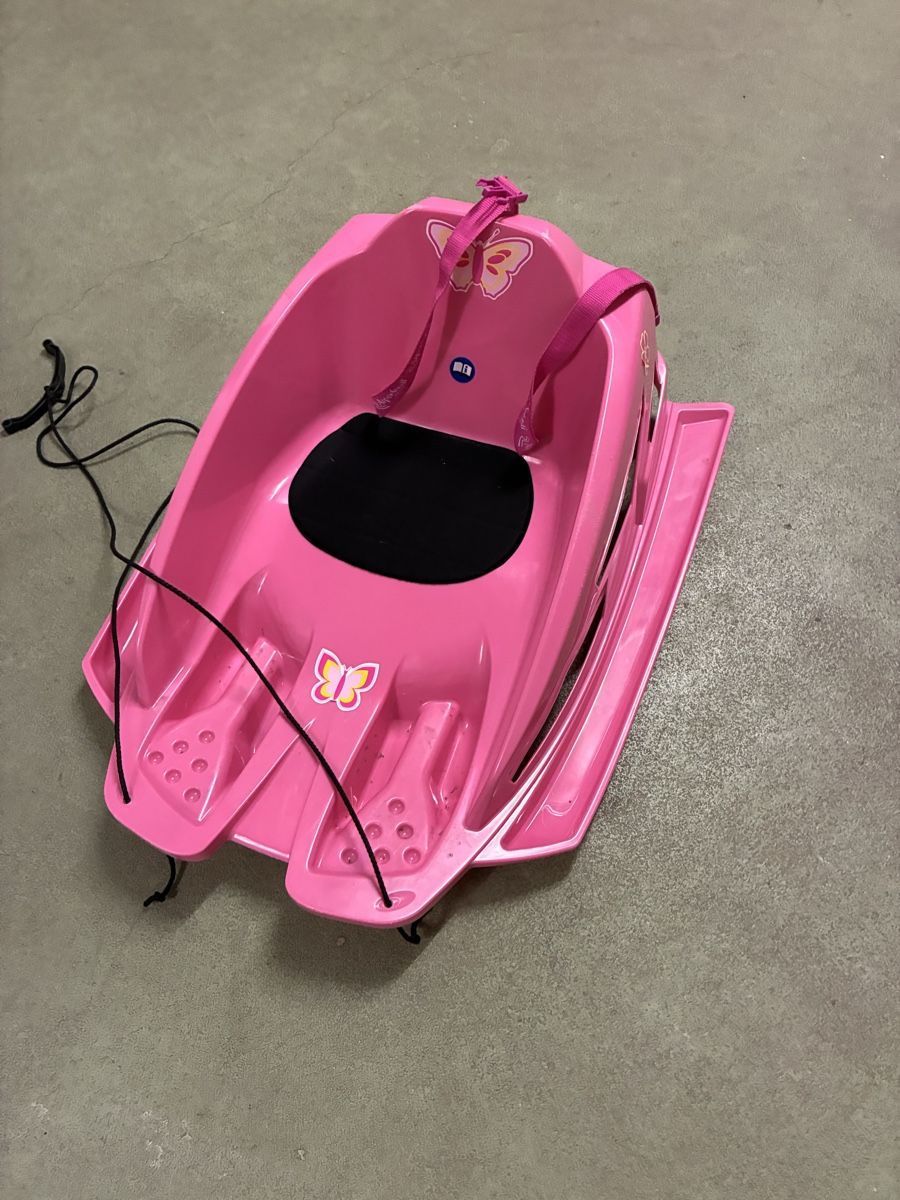 Slitta: Pinker Kinderschlitten mit Zugseil – Usato da Lupfig venduto da ksp_Studios