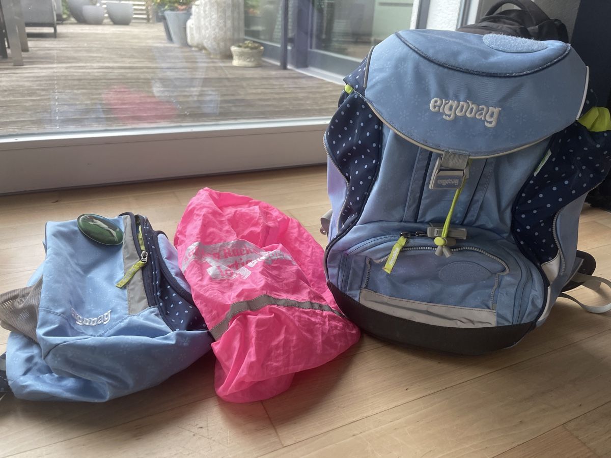 Borse & Zaini: Ergopack Schulranzen-Set Schulthek ergonomisch blau Mädchen – Usato da Oberwil-Lieli venduto da 2carin