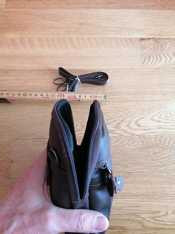 Borse: Echtleder Umhänge-Gürteltasche Neu – Nuovo e nell'imballaggio originale da Muri AG venduto da goodmood17 5