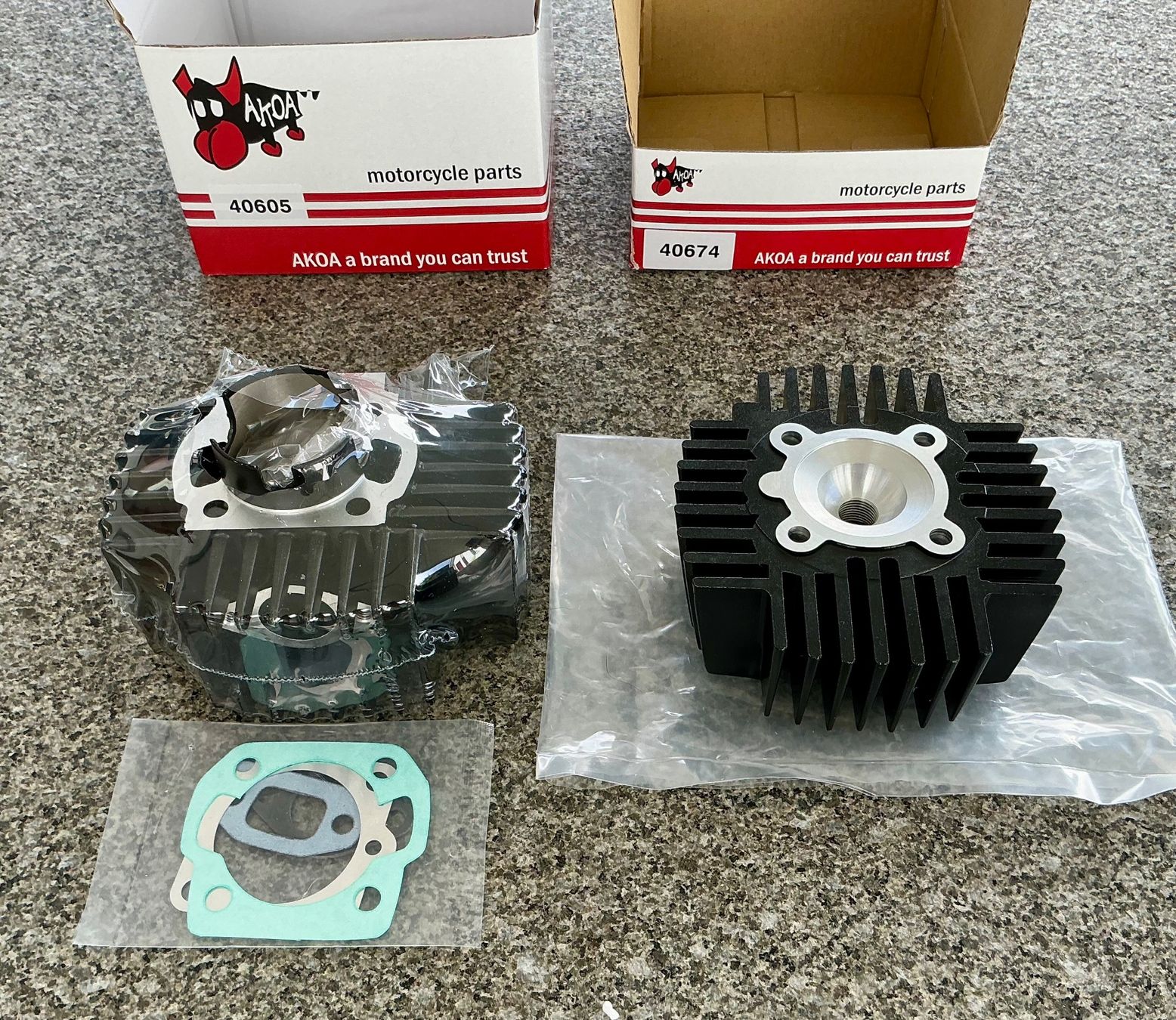Motori: AKOA TUNING ZYLINDERKIT BLACK EDITION – Usato da Zell LU venduto da Silvermemory 2