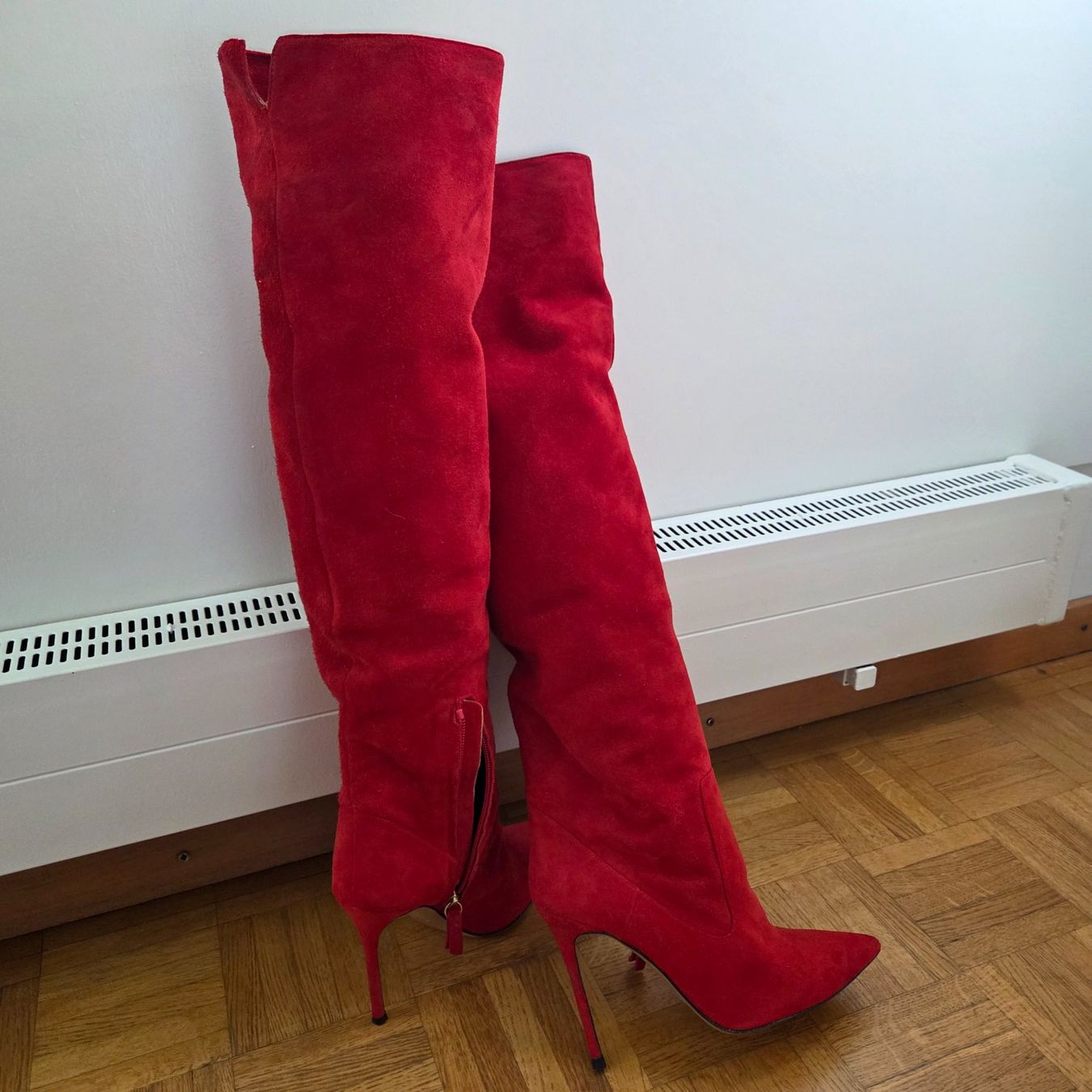 Scarpe da donna: Bottes Pura Lopez daim rouge 36 – Usato da Onex venduto da AF.