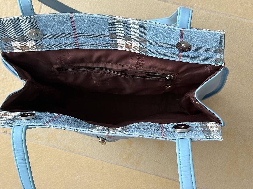 Taschen für Damen: Tasche/ Kunstleder/ mit Innenfutter/Magnetverschluss – Gebraucht aus Dübendorf von nerino03 1