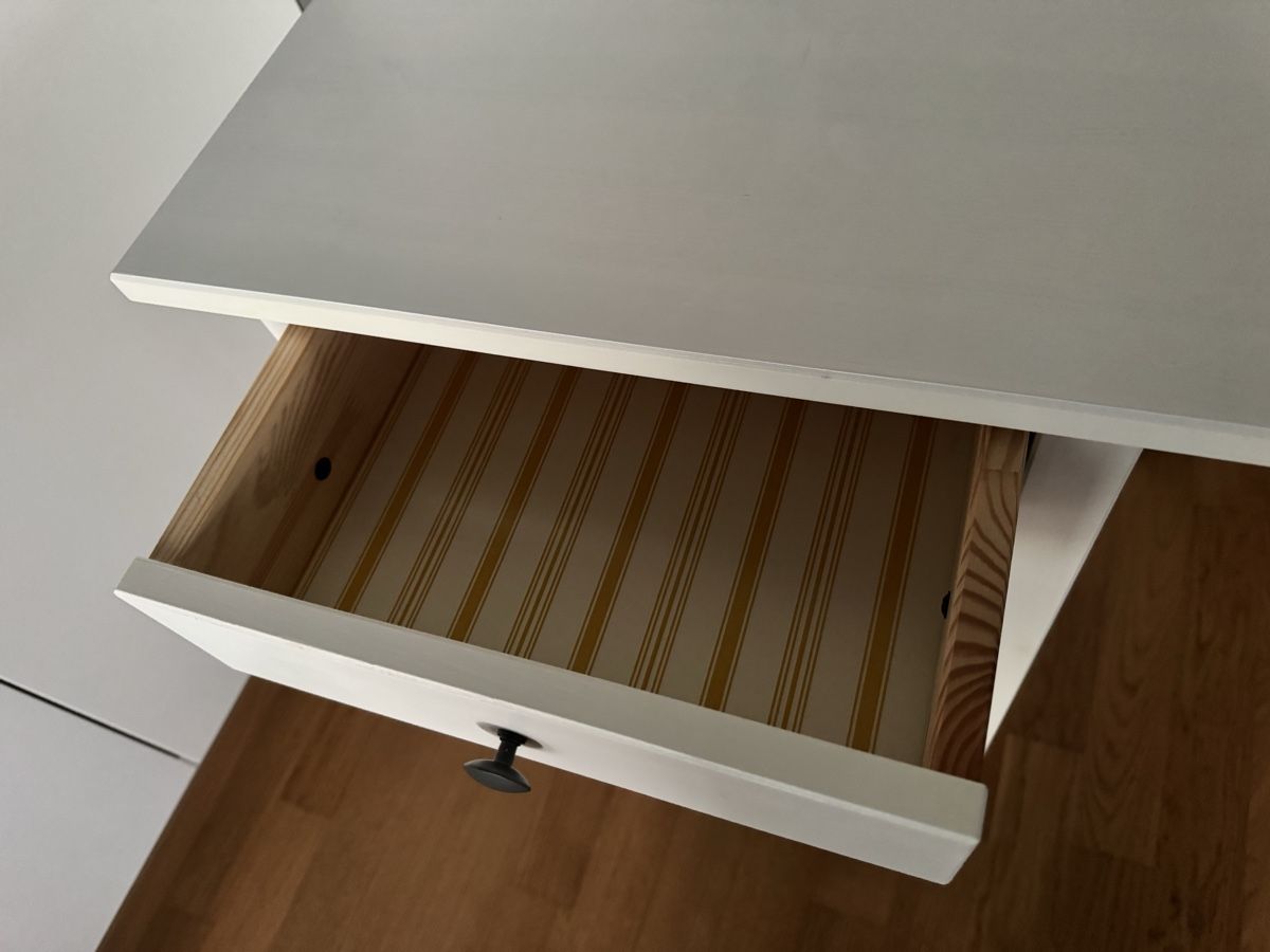 Ikea Comodini: IKEA Hemnes Ablagetisch – Usato da Zürich venduto da nalan89 2