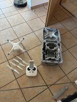 Drohne DJI Phantom 4 mit Fernsteuerung und Koffer gebraucht