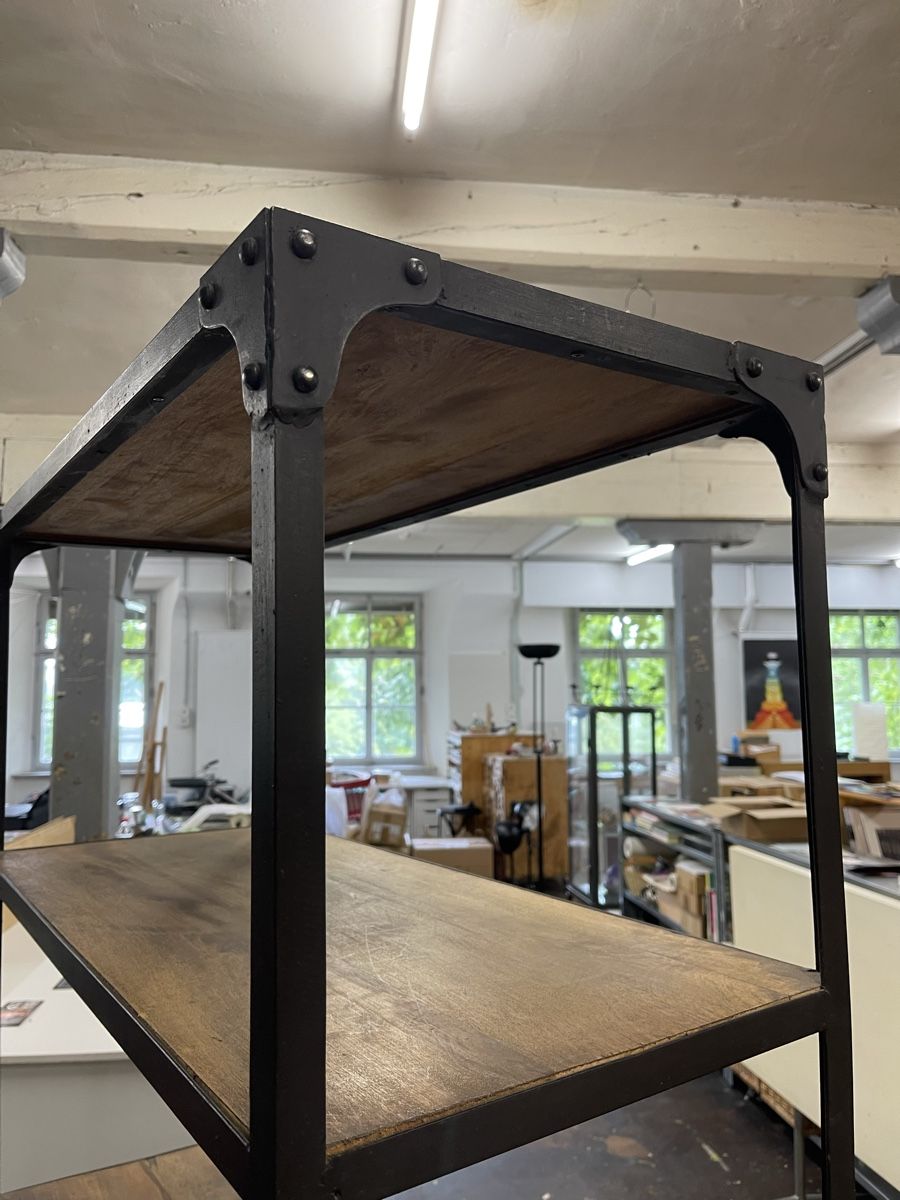 Pfister Scaffali: Metallregal schwarz mit Holz – Usato da Mönchaltorf venduto da Cochenille 3