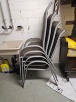 Balkon set, 4 Stühlen, Tisch. 80 x 80 cm wie neu. Top, Top..