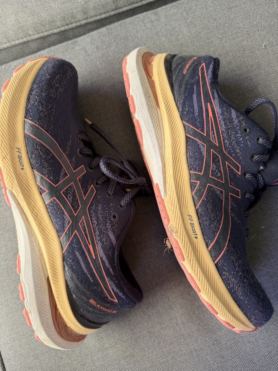 Asics Scarpe da donna: Asics Gel Kayano 29  – Usato da Fällanden venduto da Caramel7 2
