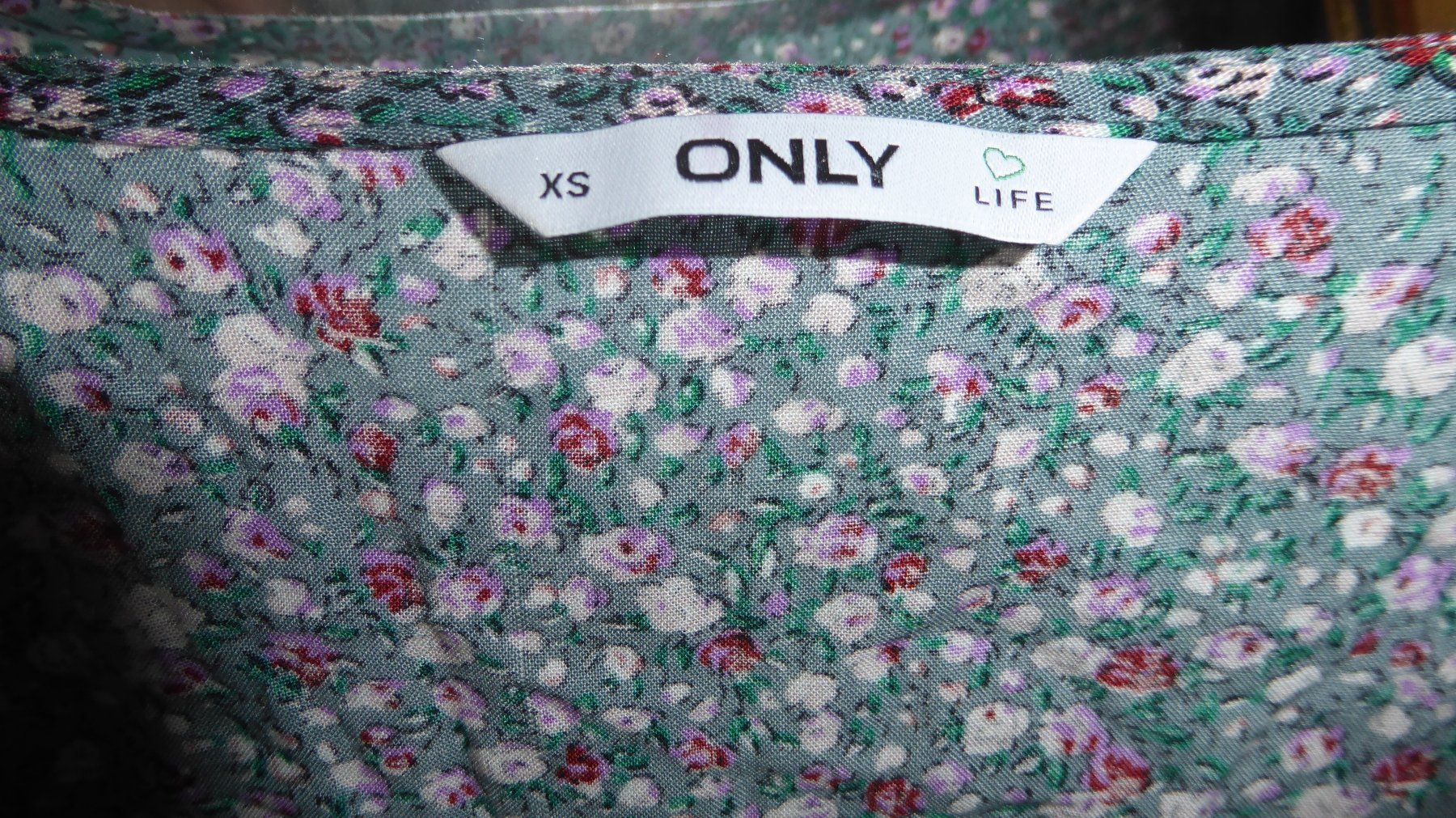 Only Camicette: Romantische Langarm Bluse Gr XS ONLY – Usato da Sargans venduto da Benziner 2