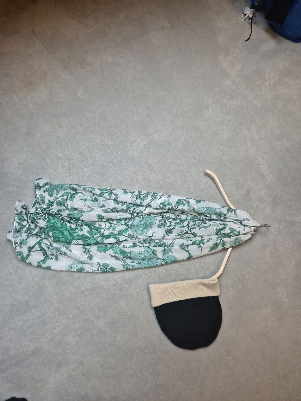 Lotti di vestiti: Damenbekleidung Gr XL – Usato da Zürich venduto da Drago670 4