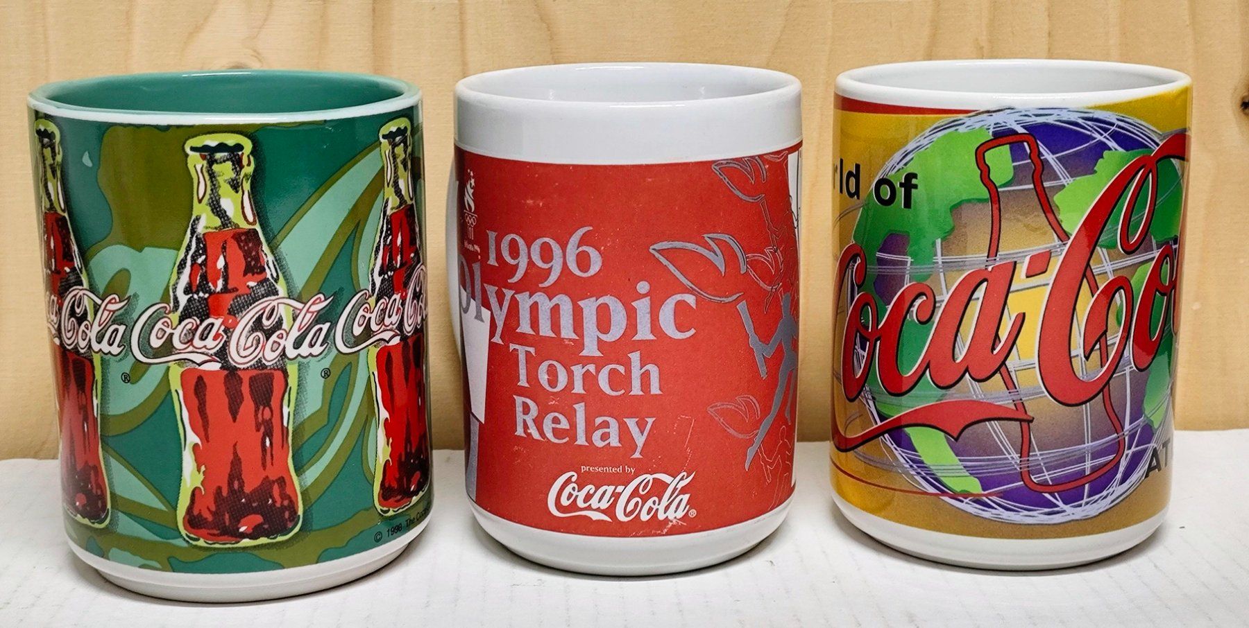 Tasses: 3 grosse Coca-Cola Tassen – Neuf (Voir description) à Pfäffikon ZH par Colacity