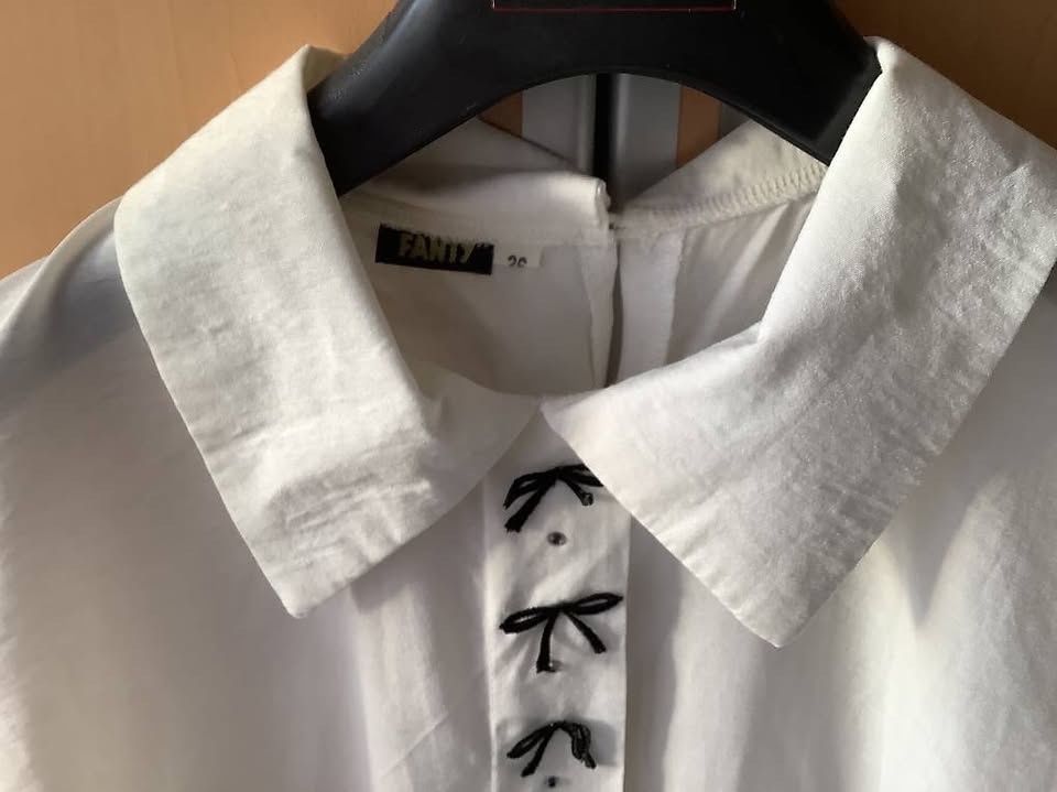 Camicette: Blouse blanche gr 36 – Usato da Icogne venduto da cen_h97r 1