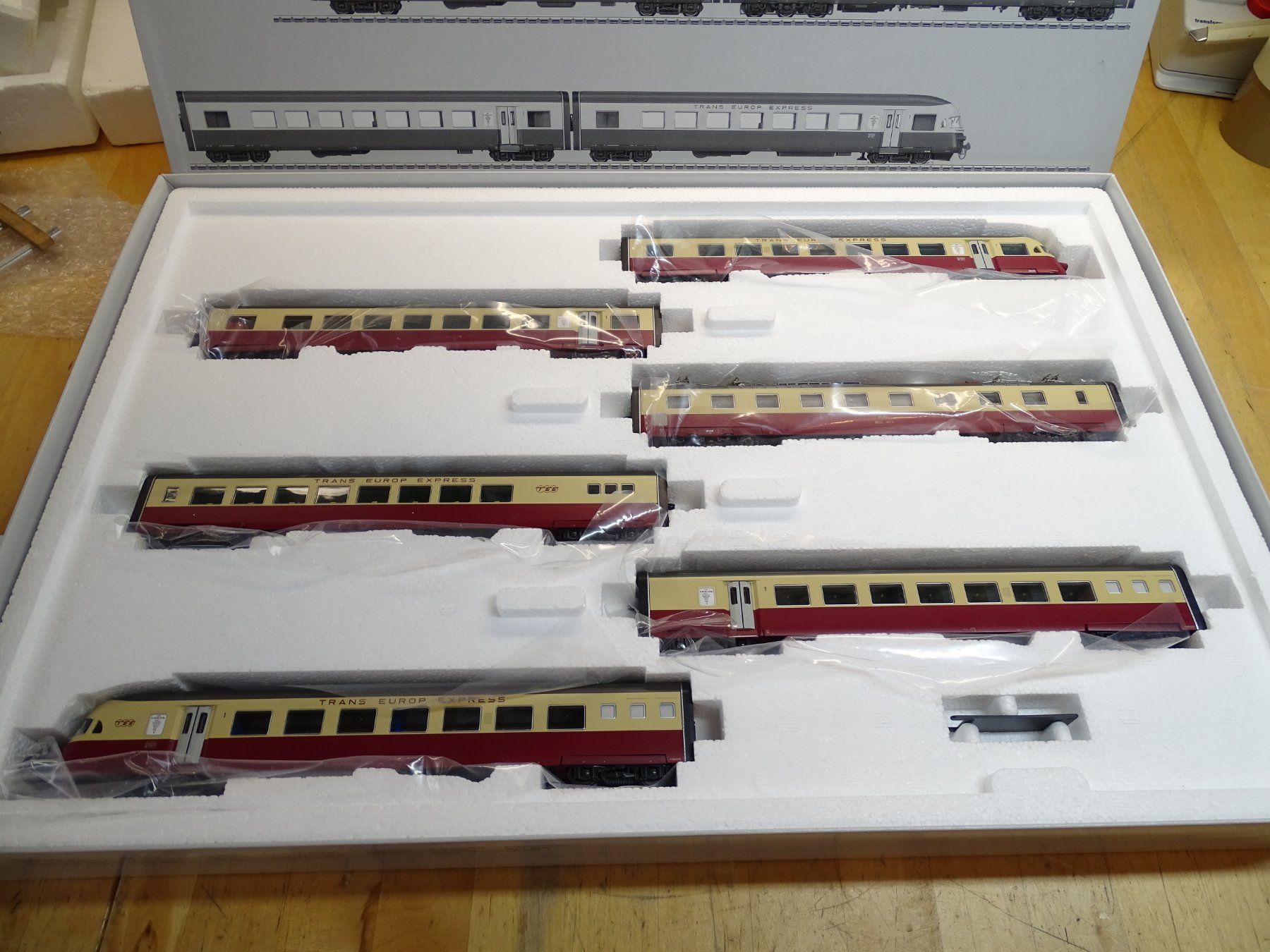 Märklin 37547 RAe TEE Triebzug, Sound Digital, MFX, H0,WS/AC (Neu und ...