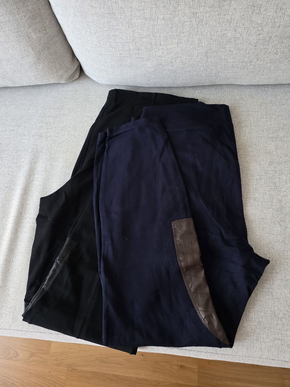Ralph Lauren Lotti di vestiti: Ralph Lauren Pantalon – Usato da Yverdon-les-Bains venduto da enzine