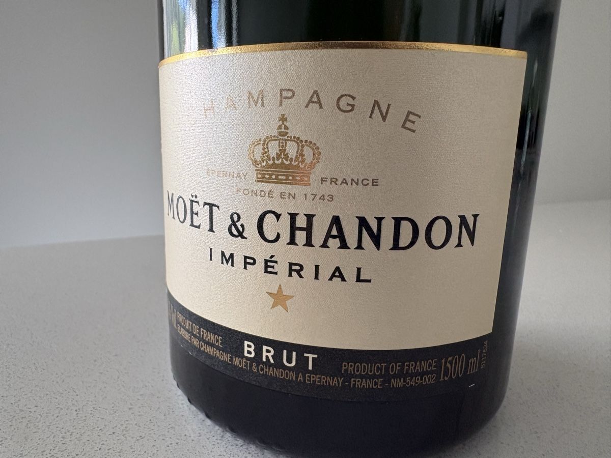 Moet Altro: Moët & Chandon Magnum – Nuovo (secondo la descrizione) da Luzern venduto da syspy 1