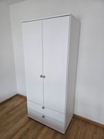Kleiderschrank