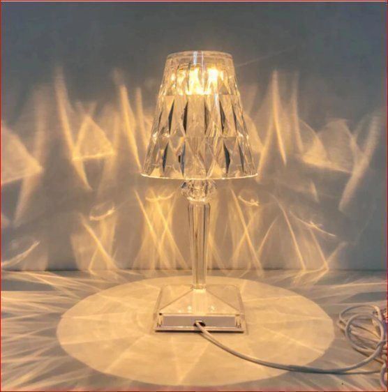Lampade: Tischleuchte Diamant. Italy Design LED – Nuovo e nell'imballaggio originale da Burgdorf venduto da XJ6 4