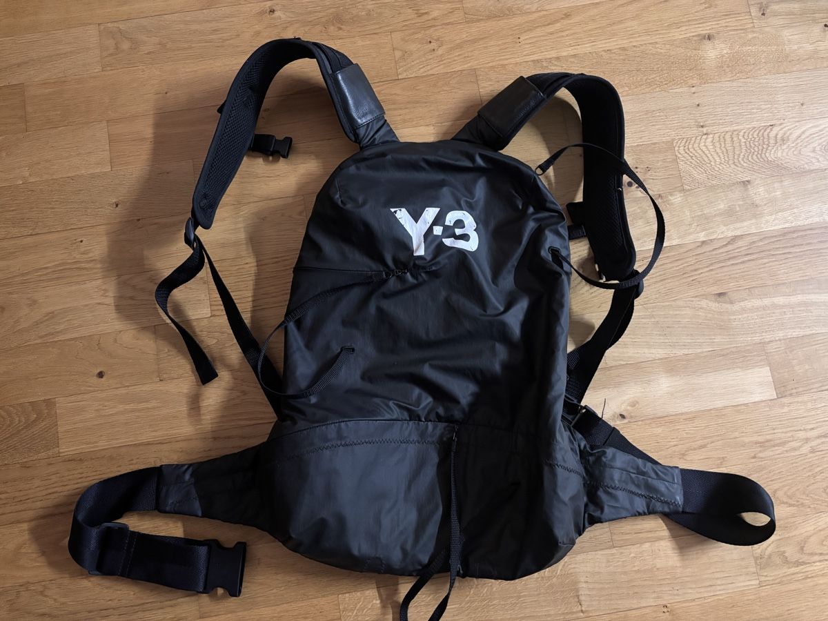 Adidas Zaini: Y-3 Adidas Yohji Yamamoto Bungee Backpack – Usato da Muri b. Bern venduto da YSA