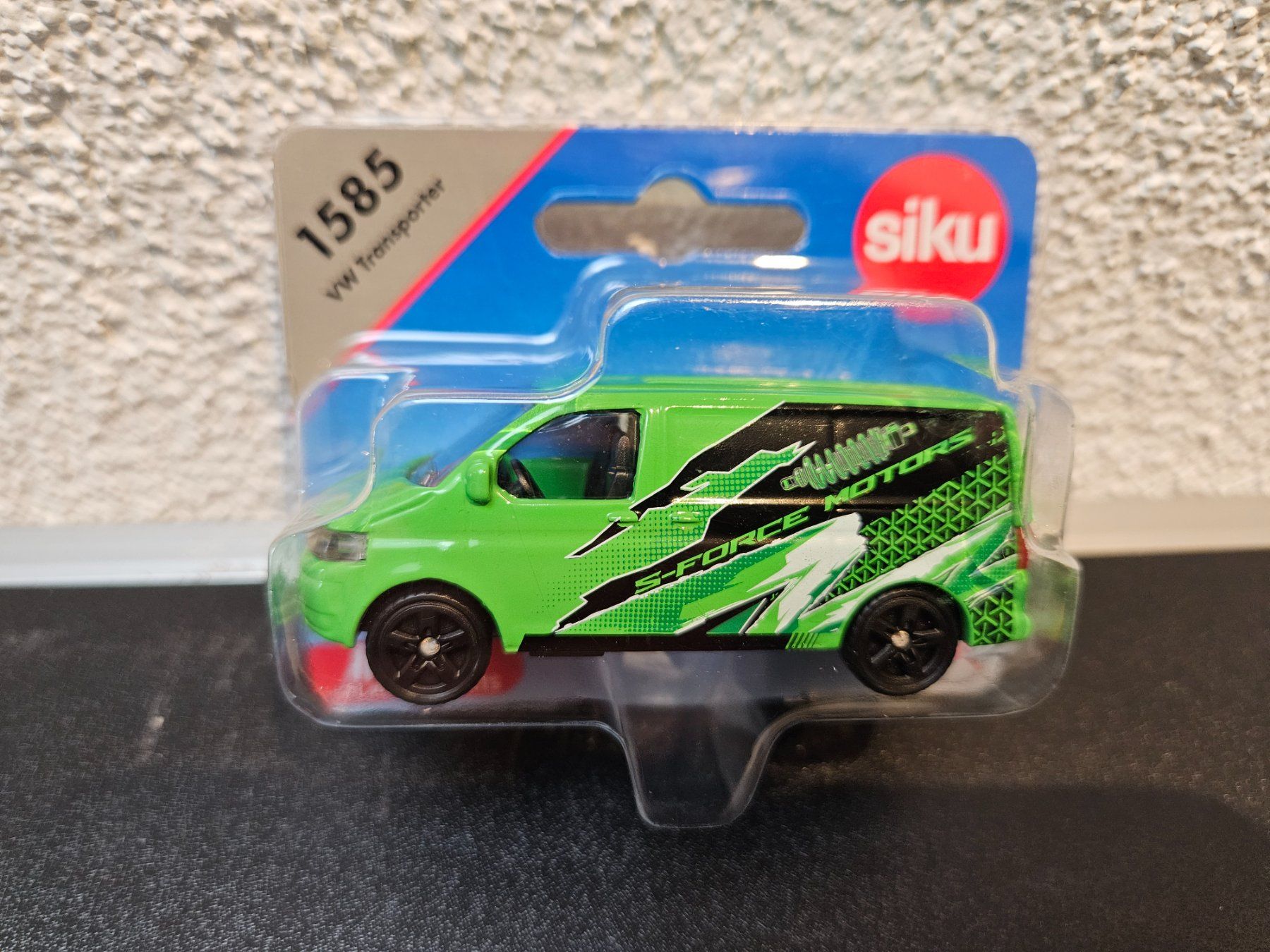 Siku Giocattoli: Neu - Siku - 1585 - VW Transporter – Nuovo e nell'imballaggio originale da Dagmersellen venduto da Jarsetz_Restposten