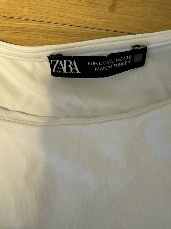 Zara Top: Zara Body – Nuovo (secondo la descrizione) da Zürich venduto da nik_tw2j 1