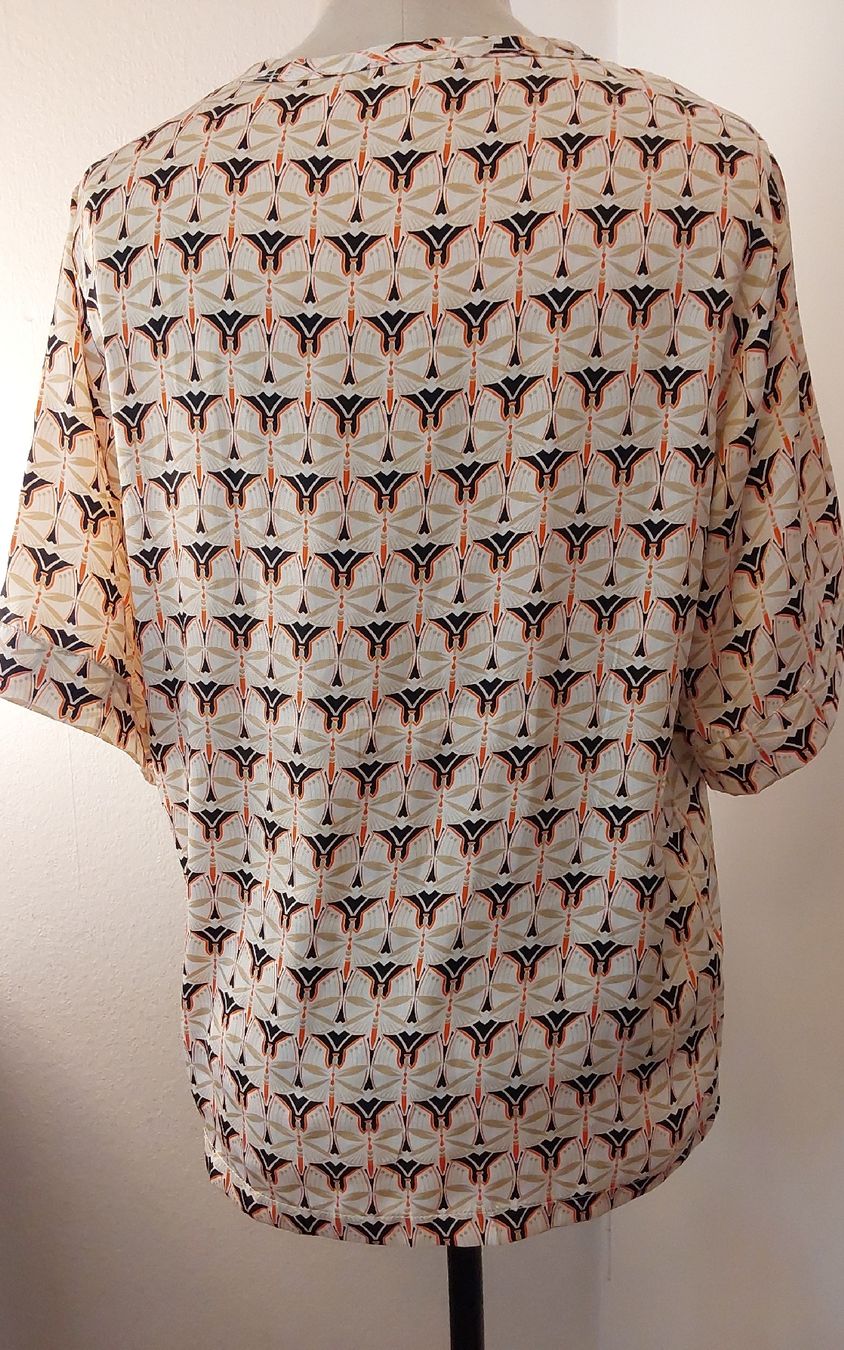 Blusen: Bluse Shirt 36 Polyester – Gebraucht aus Köniz von scopello12 1