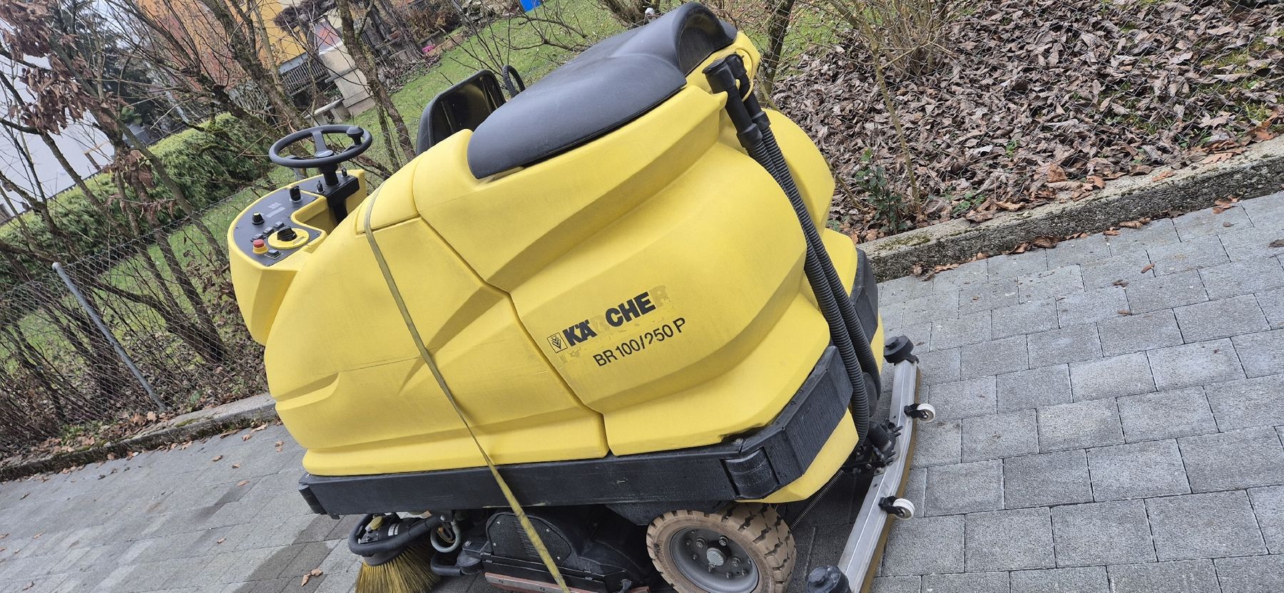 Kärcher Tutte le macchine: Kärcher BR100/250R – Usato da Grenchen venduto da Hz. 4