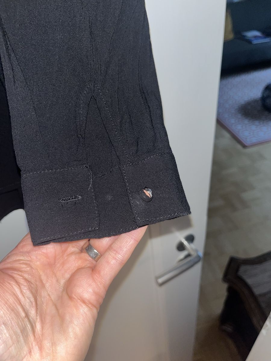 Blusen: Schwarze Bluse Gr. S – Gebraucht aus Bern von Regi1975 2