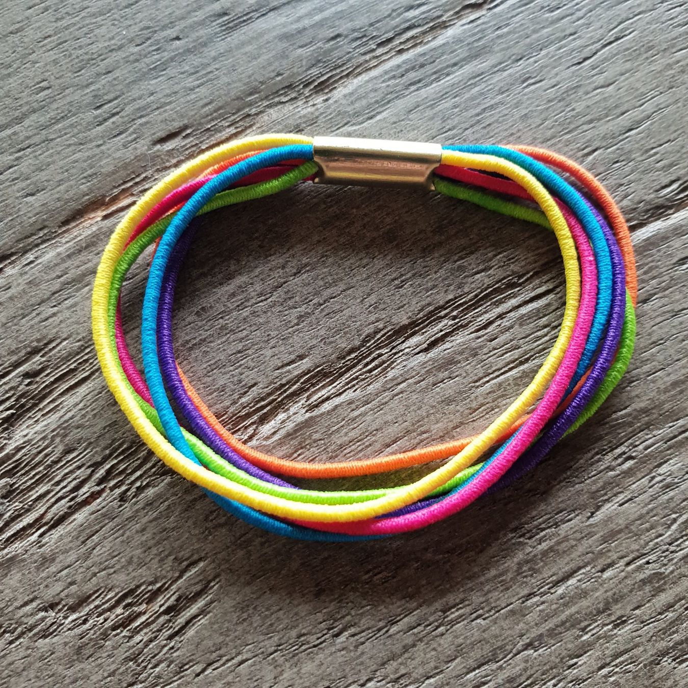 Haarschmuck: 🐸 6 HAARGUMMIS ASSORTIERT ODER FARBEN NACH WAHL – Neu und originalverpackt aus Môtier (Vully) von Frogs 2