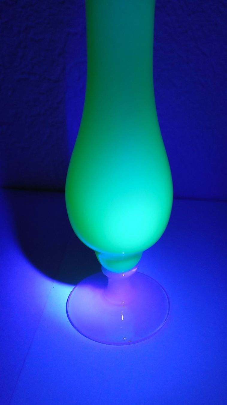 Vasi & Recipienti: Vintage Uranglas Vase – Usato da Bévilard venduto da Orscha 5