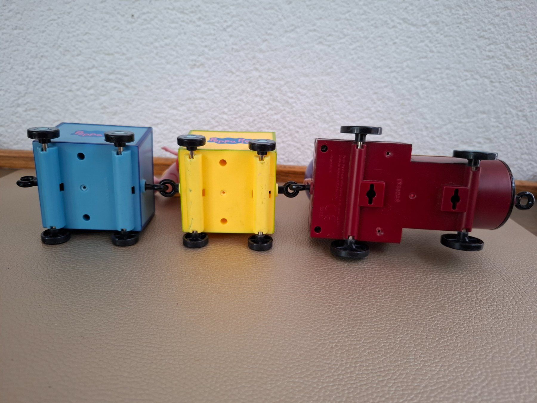 Spielzeuge: Jeu Train/Wagons/Figurines Pepa Pig – Gebraucht aus Meinier von Gattuso22 6
