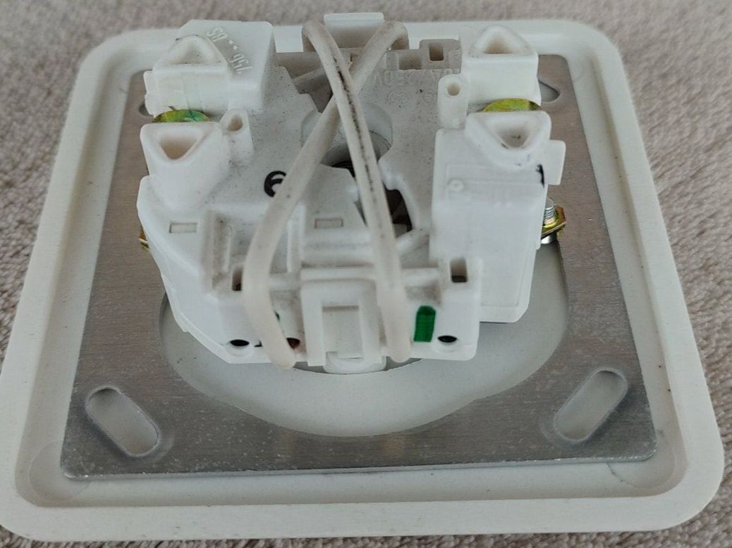 Feller Schalter: Schalter S6 Feller Standard UP – Neu (gemäss Beschreibung) aus Strengelbach von Phorensic_30 8
