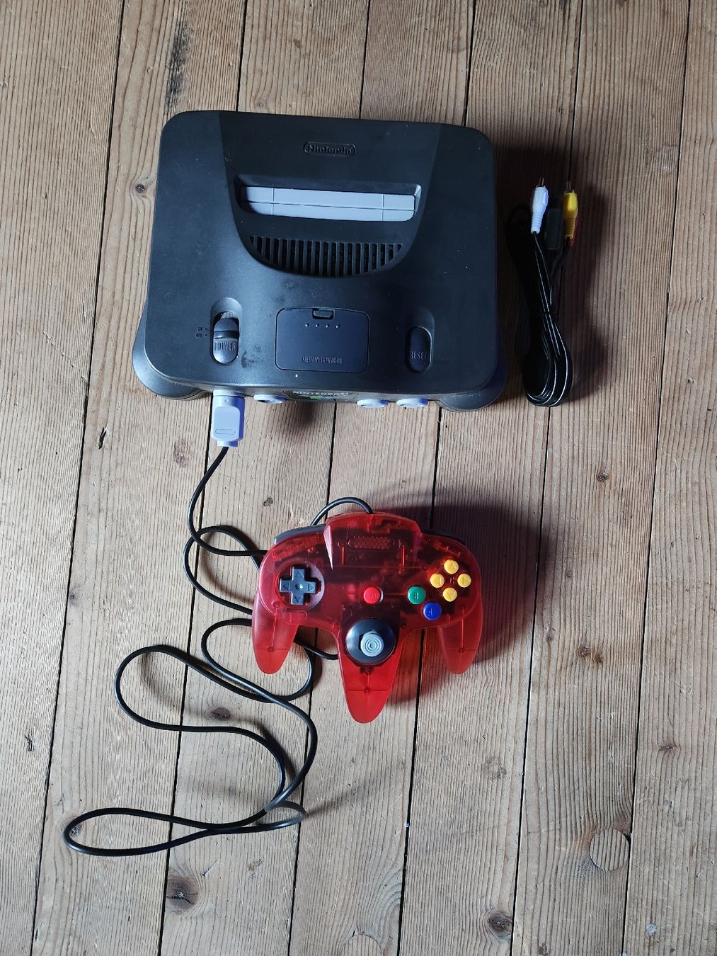 Nintendo Konsolen: Nintendo 64 Konsole + Controller – Gebraucht aus Tafers von whereyogamesat