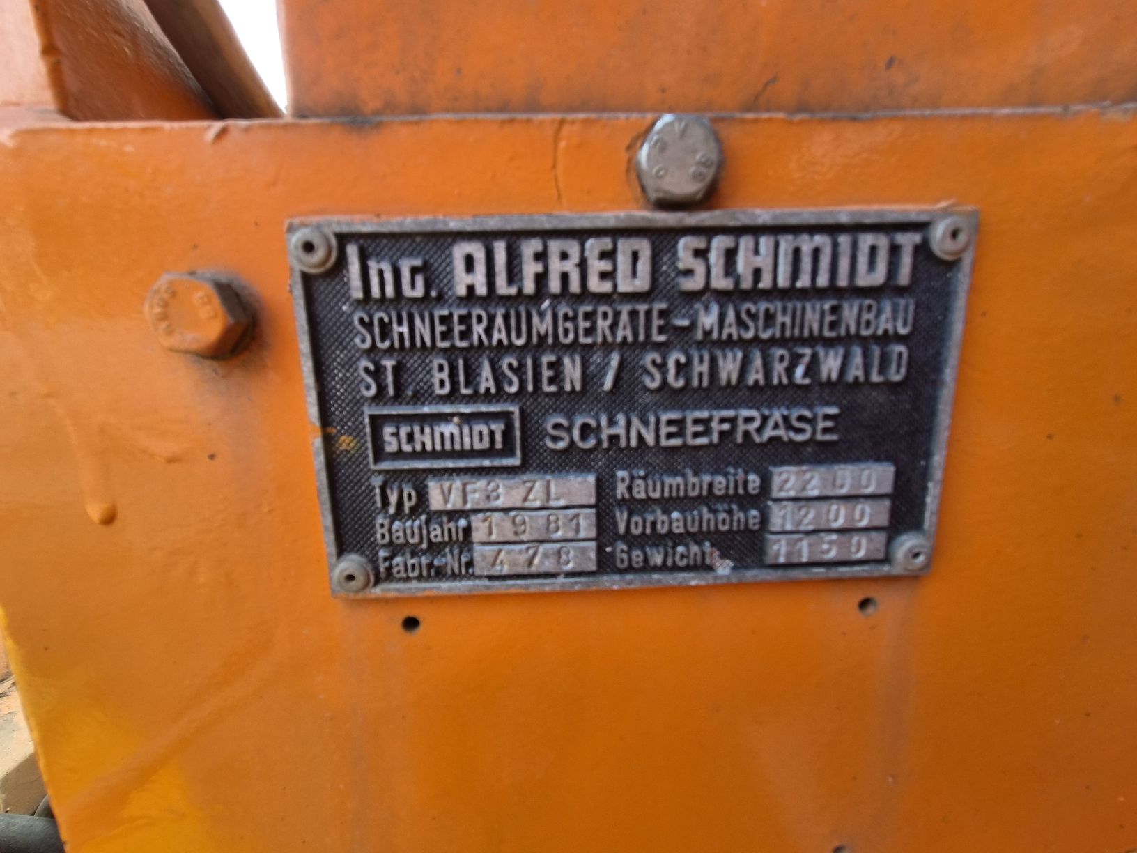 Alle Maschinen: Schneefräse Schmidt VF3 ZL – Gebraucht aus Maienfeld von Timbertom 4