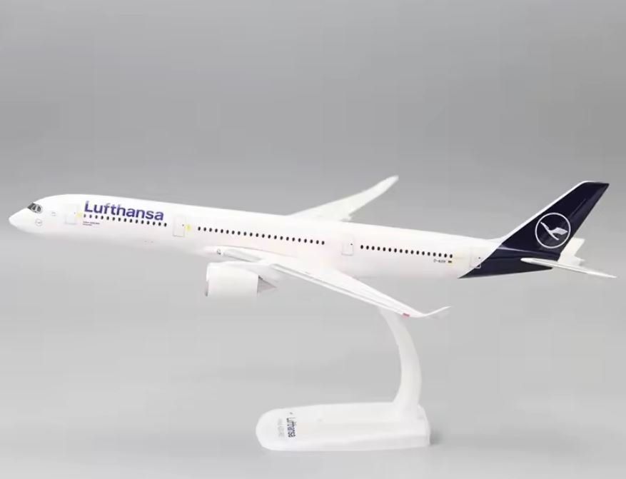 Airbus Kit di modellismo & Modellini statici: Lufthansa Airbus A 350-941 1:200 – Nuovo e nell'imballaggio originale da Oberentfelden venduto da MGScalePlanes