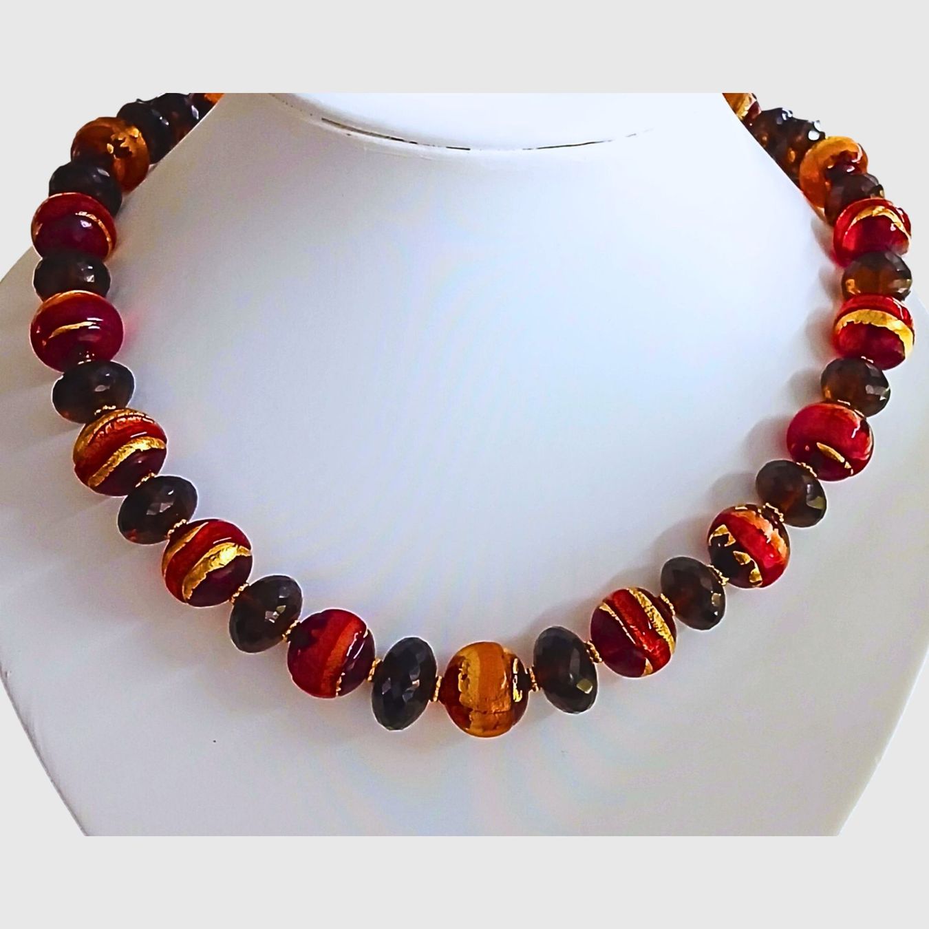 Murano Ketten: Statement Halskette Collier Muranoglas Blattgold Rauchquarz – Neu und originalverpackt aus Lütisburg von Emarra