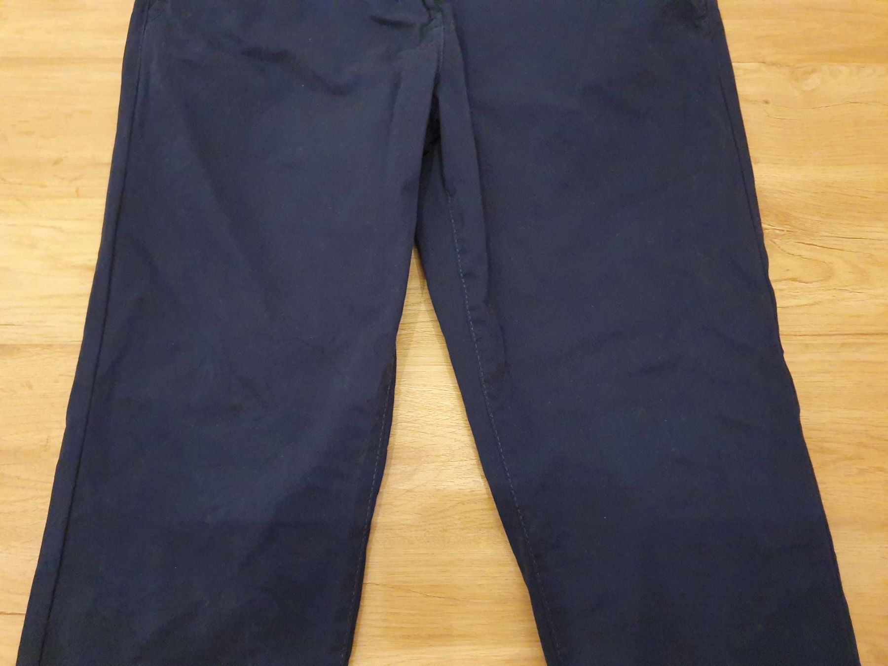 Pantaloni: Dunkelblaue Chino, Gr. 40 – Nuovo (secondo la descrizione) da Heinrichswil venduto da sabi2809 2
