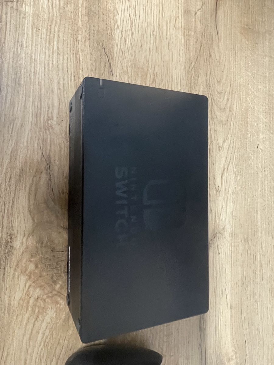 Nintendo Console: Nintendo Switch mit Mario Kart und Super Smash Bros – Usato da Emmenbrücke venduto da pat_j8hz 2