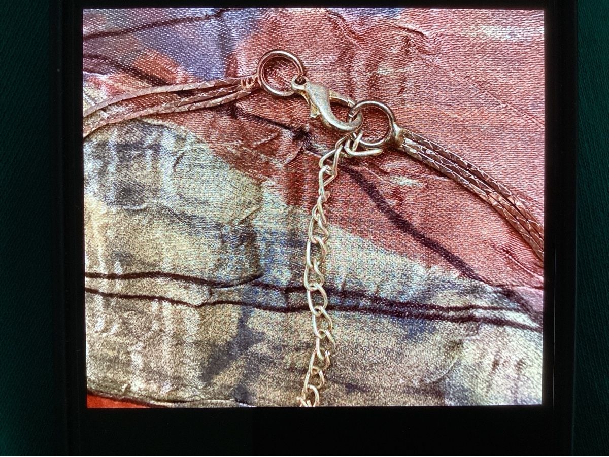 Catenine: Elegante Halskette mit Perlen, dreireihig – Usato da Bellinzona venduto da wav_72pt 1
