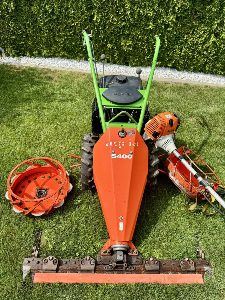 Stihl Tondeuses à gazon: Stihl Trimmer & Agria 5400 – D'occasion à Safenwil par kitty06 7