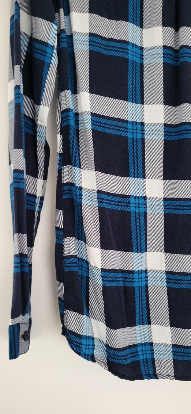 C&A Camicette, T-shirt & Top: Blau-weiss karierte Bluse Gr. 164 – Usato da Merenschwand venduto da Boonie 2