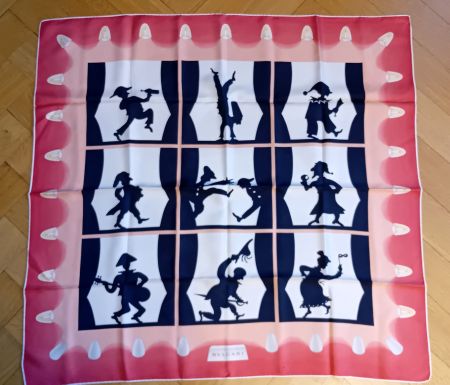 Foulard en soie Bulgari - rose pâle et lutins, théâtre